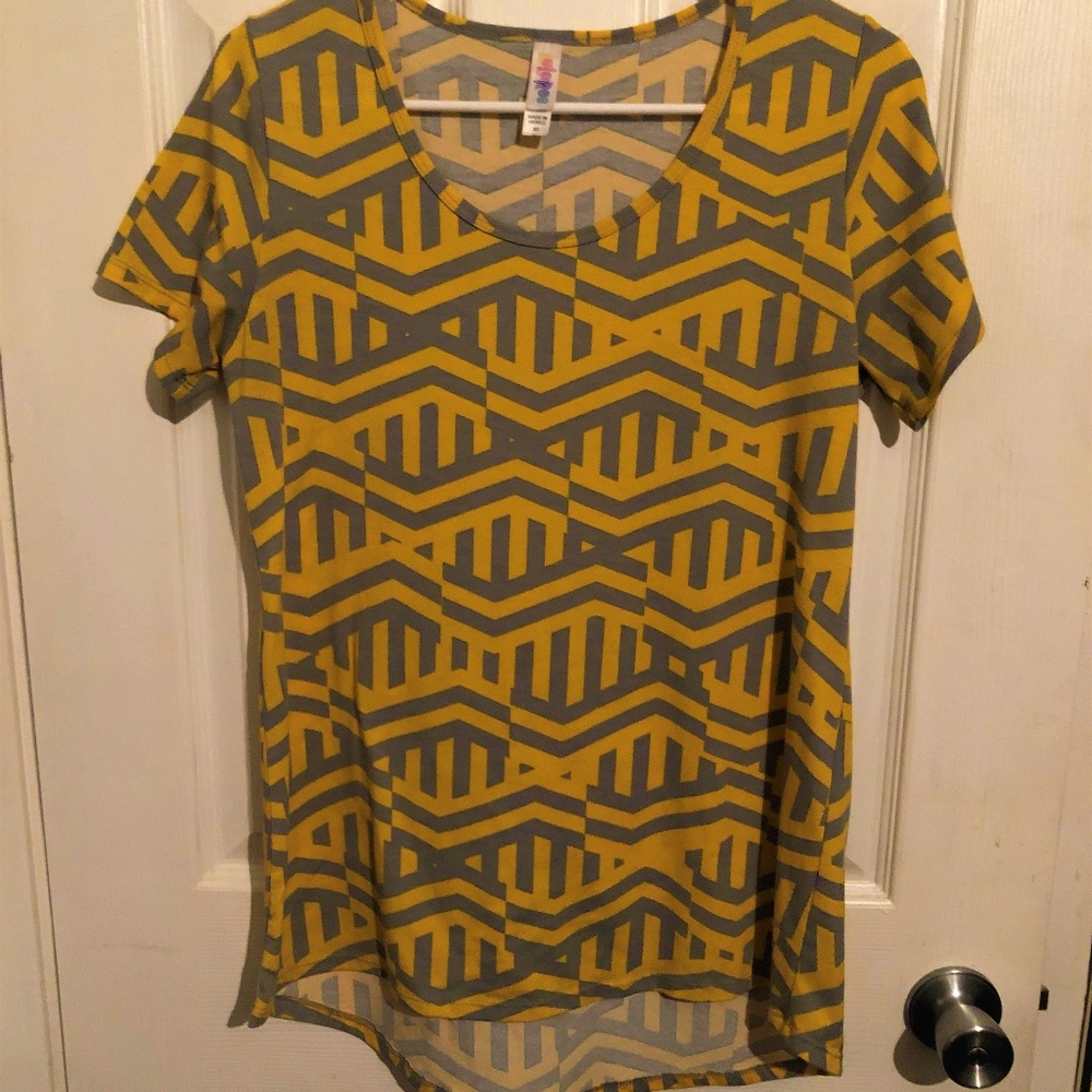 Classic tee (LuLaRoe)